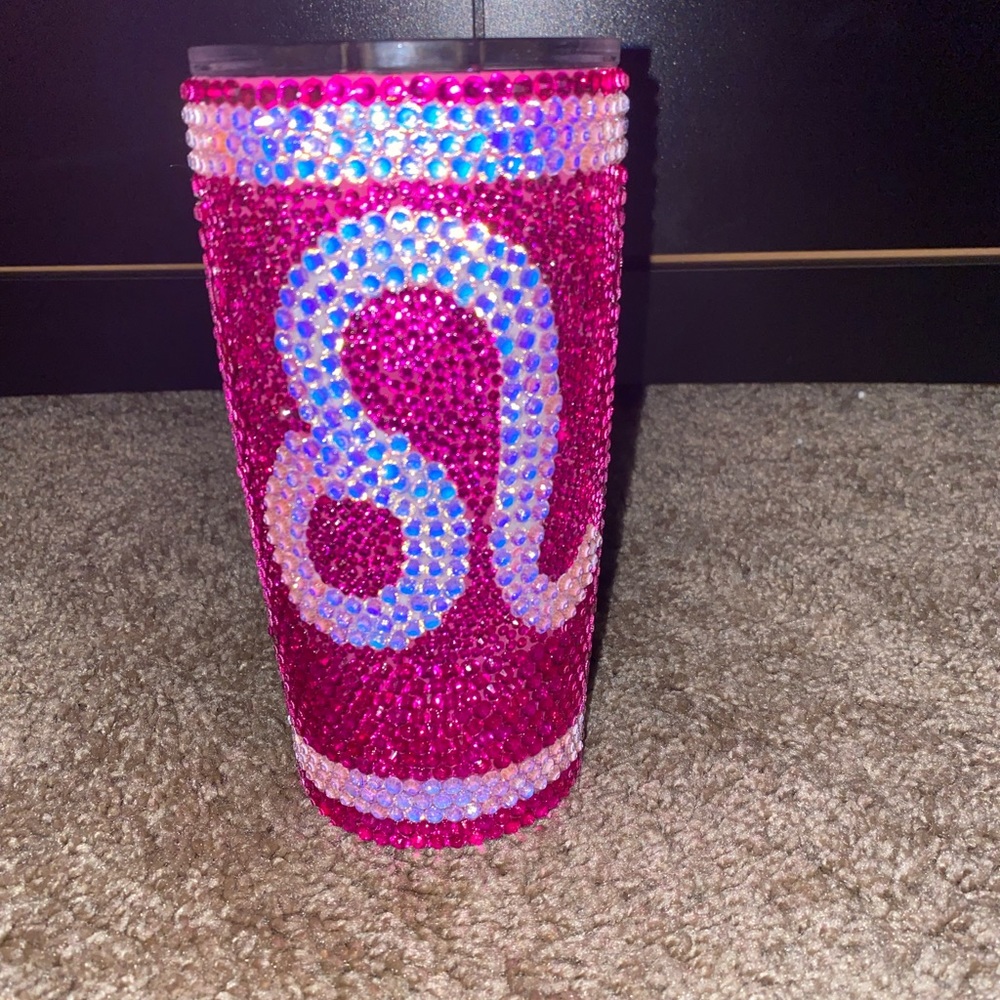 RHINESTONE TUMBLER!